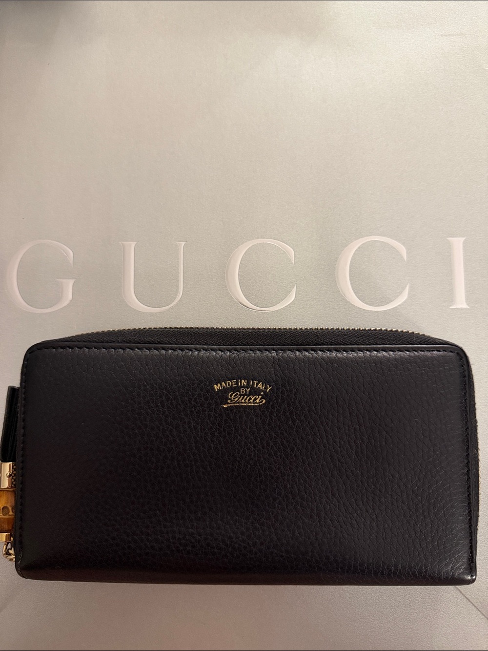 Gucci Black Pebbled Leather Zip long wallet